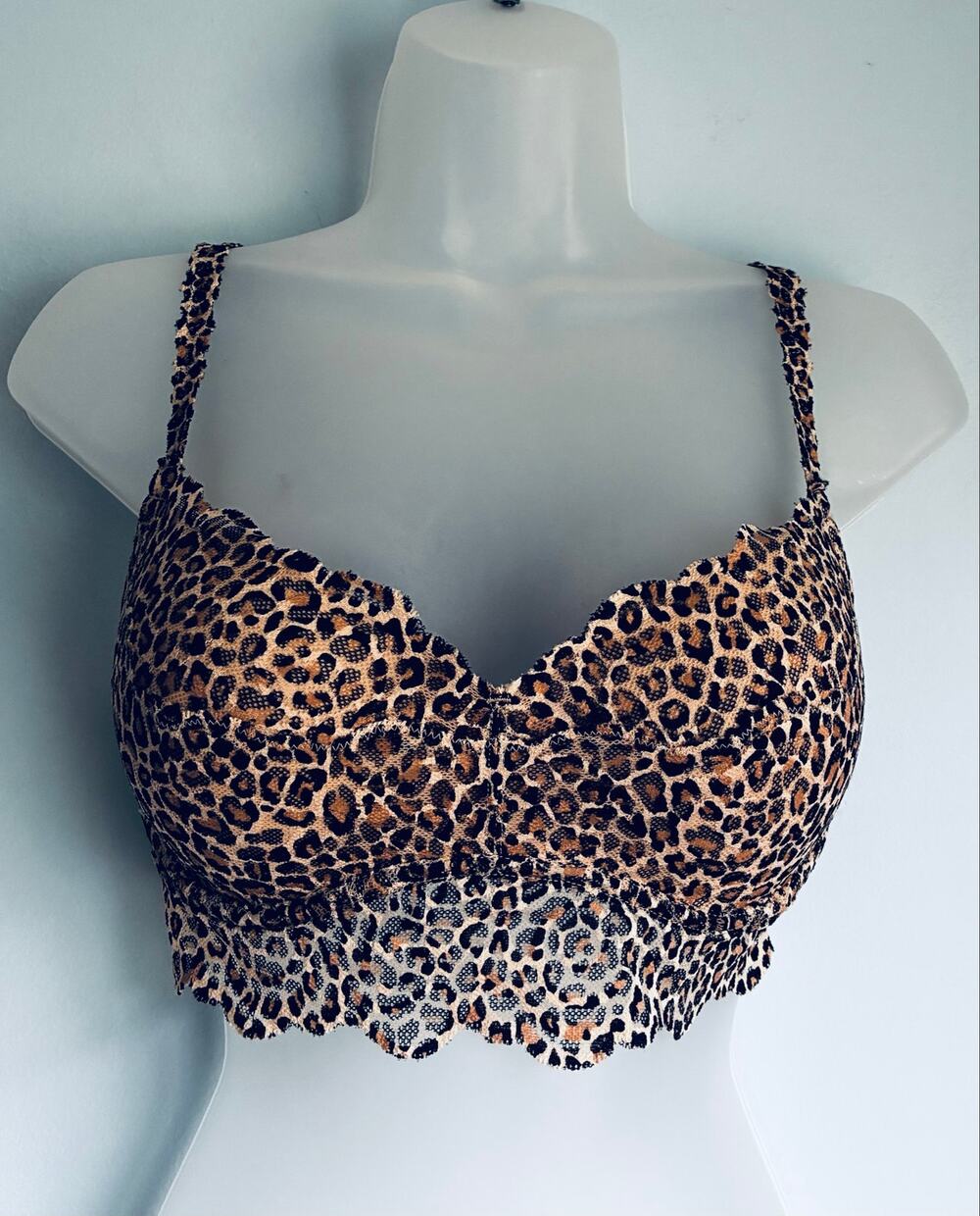Victoria's Secret PINK Bralette Push Up Padded Underwire Animal Print Large